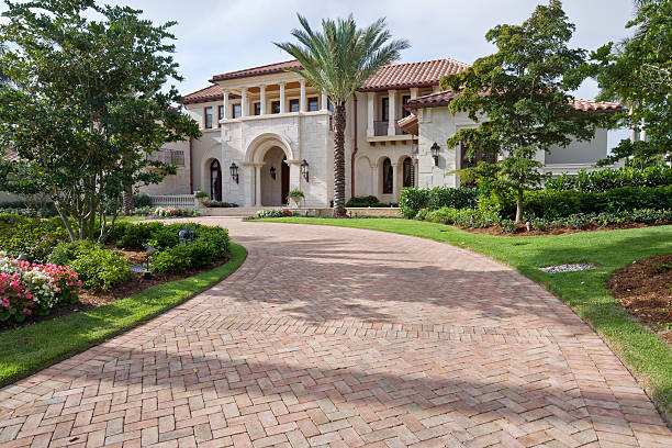 Reasons to Select Us for Your Driveway Paving Requirements in Bee Ridge, FL